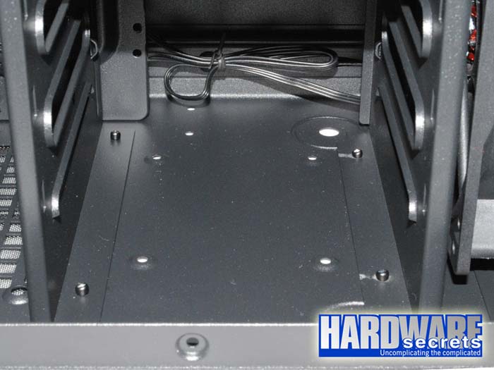 Обзор BitFenix Raider